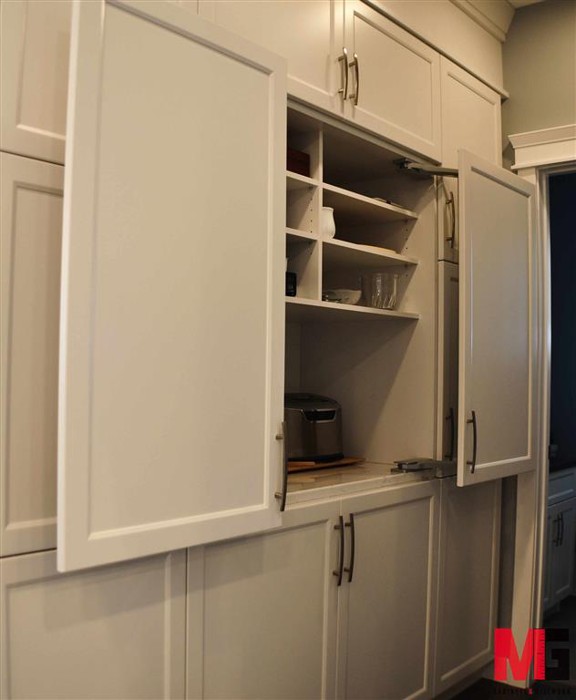 Kitchen Cabinets St. Malo | M.G. Cabinets & Millwork Ltd.